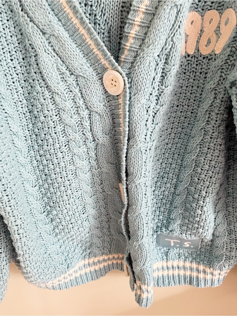 Taylor Swift blue cable knit cardigan M/L Taylor’s Version - Picture 9 of 12
